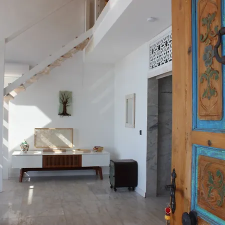 Mandalina Luxury Boutique Hotel 3*